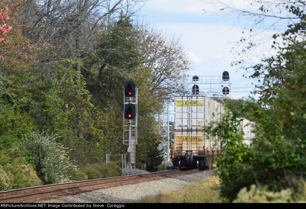 DTTX 728585B Just Past the EastBound signal. 